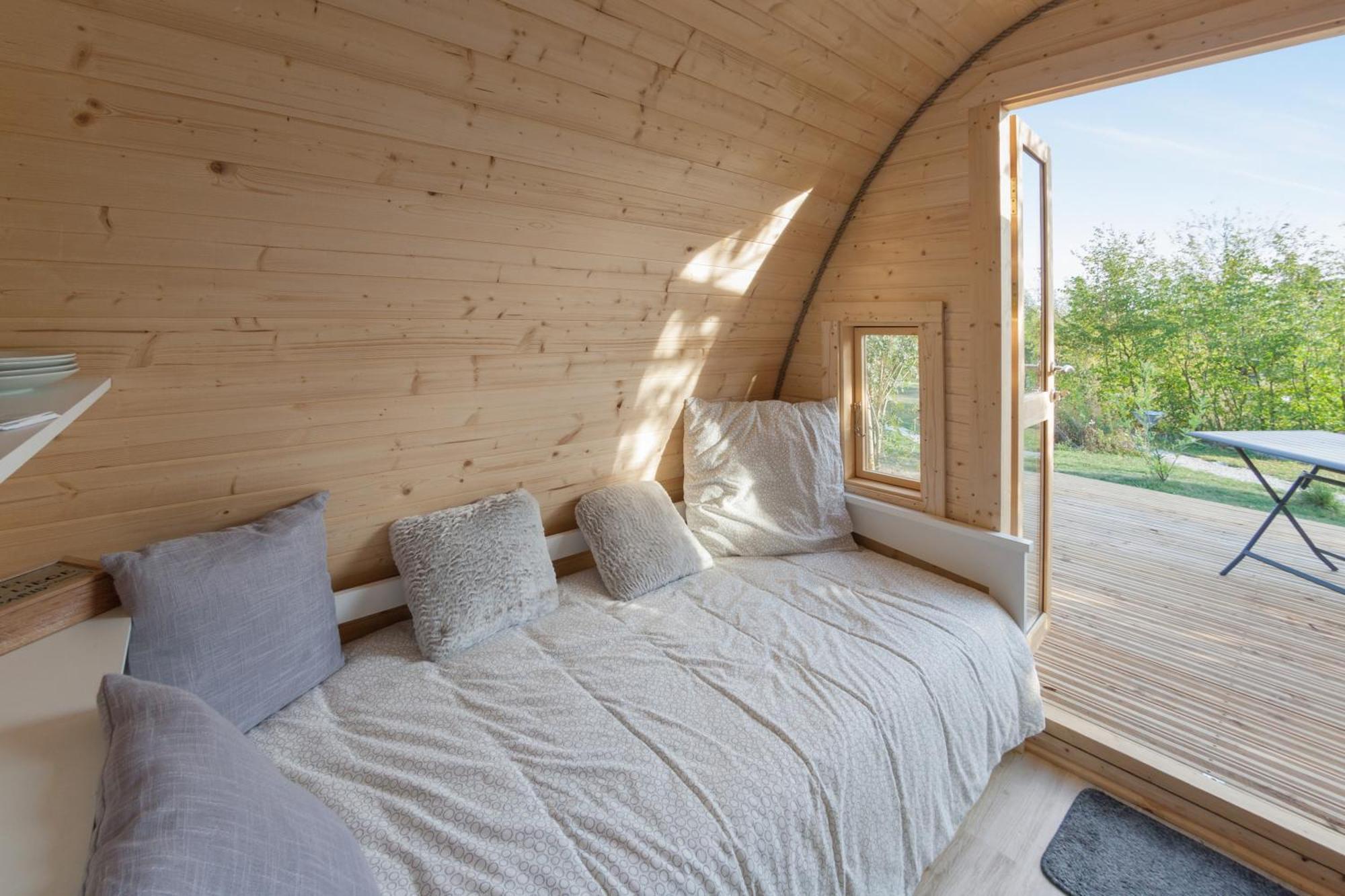 Le Petit Flo Hotel Flocourt Bagian luar foto